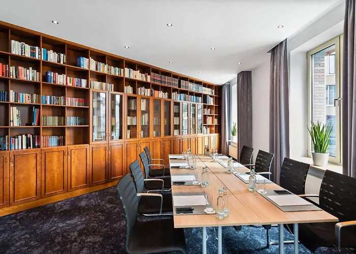 Lindner Hotel Frankfurt Main Plaza, Part Of Jdv By Hyatt