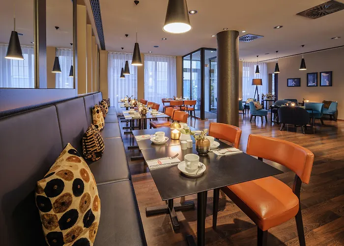 Adina Apartment Hotel Frankfurt Neue Oper